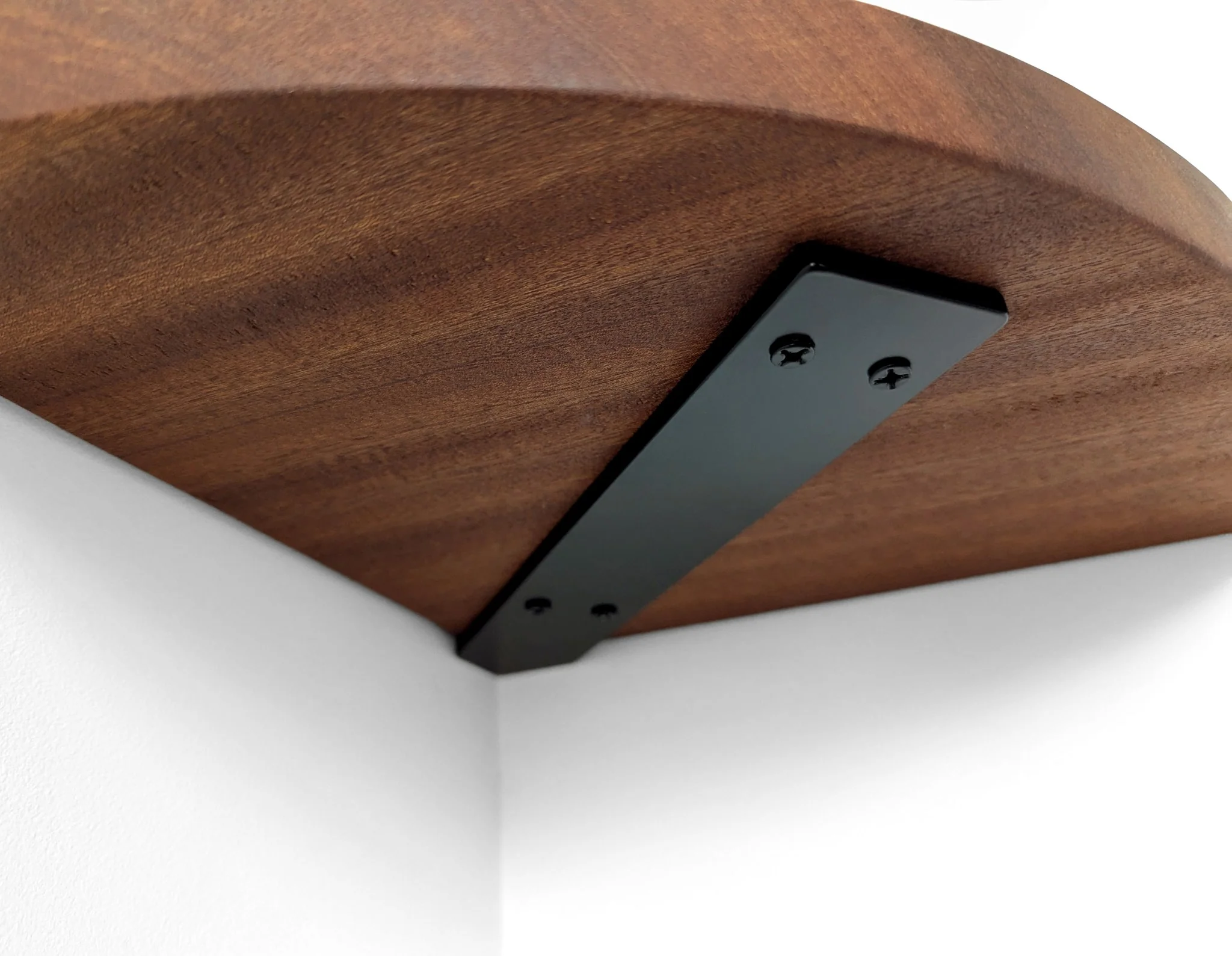 Corner Shelf with Visible Bracket - Image 9