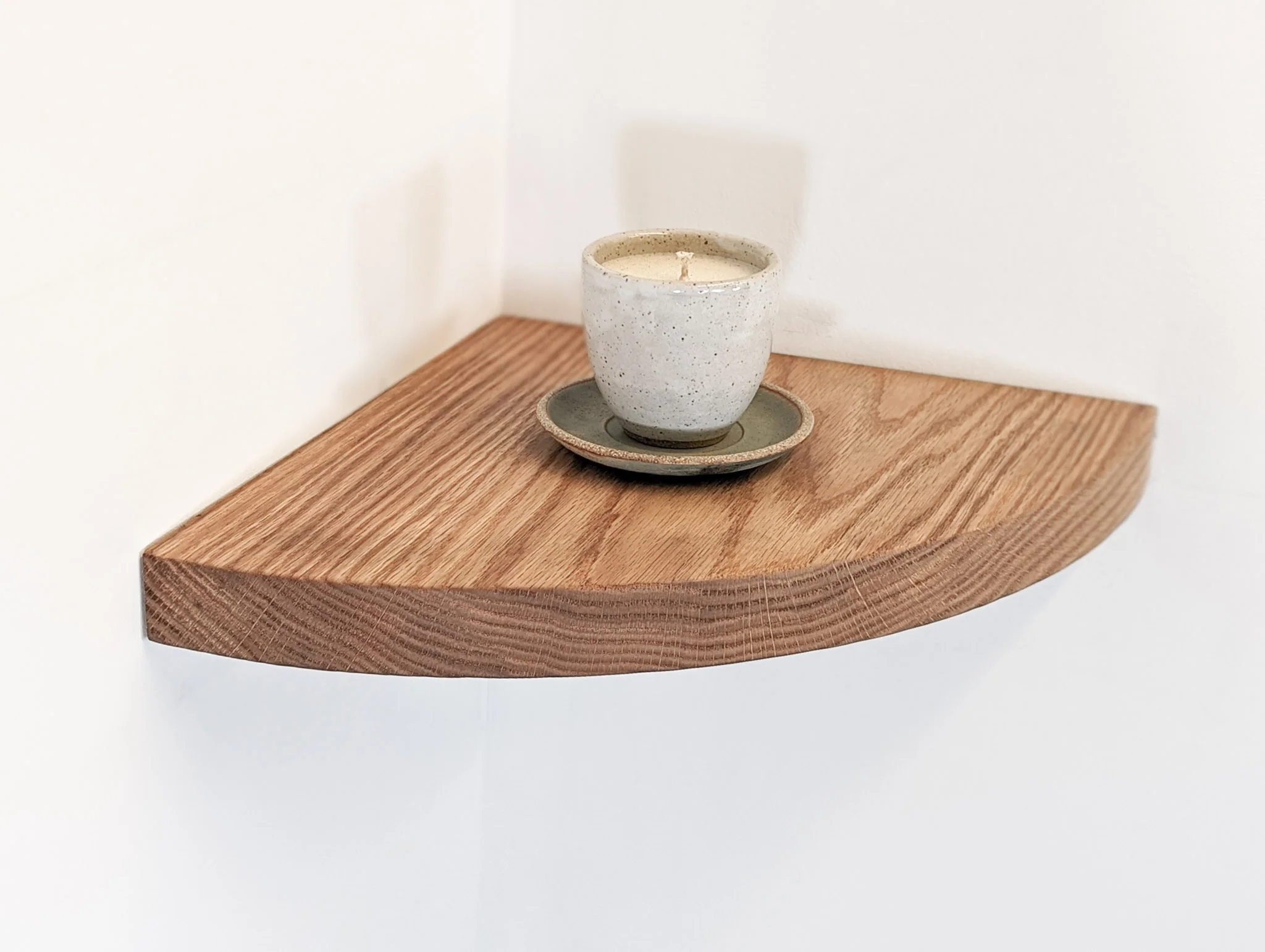 Floating Corner Shelf with Round Edge in Oak - Image 5