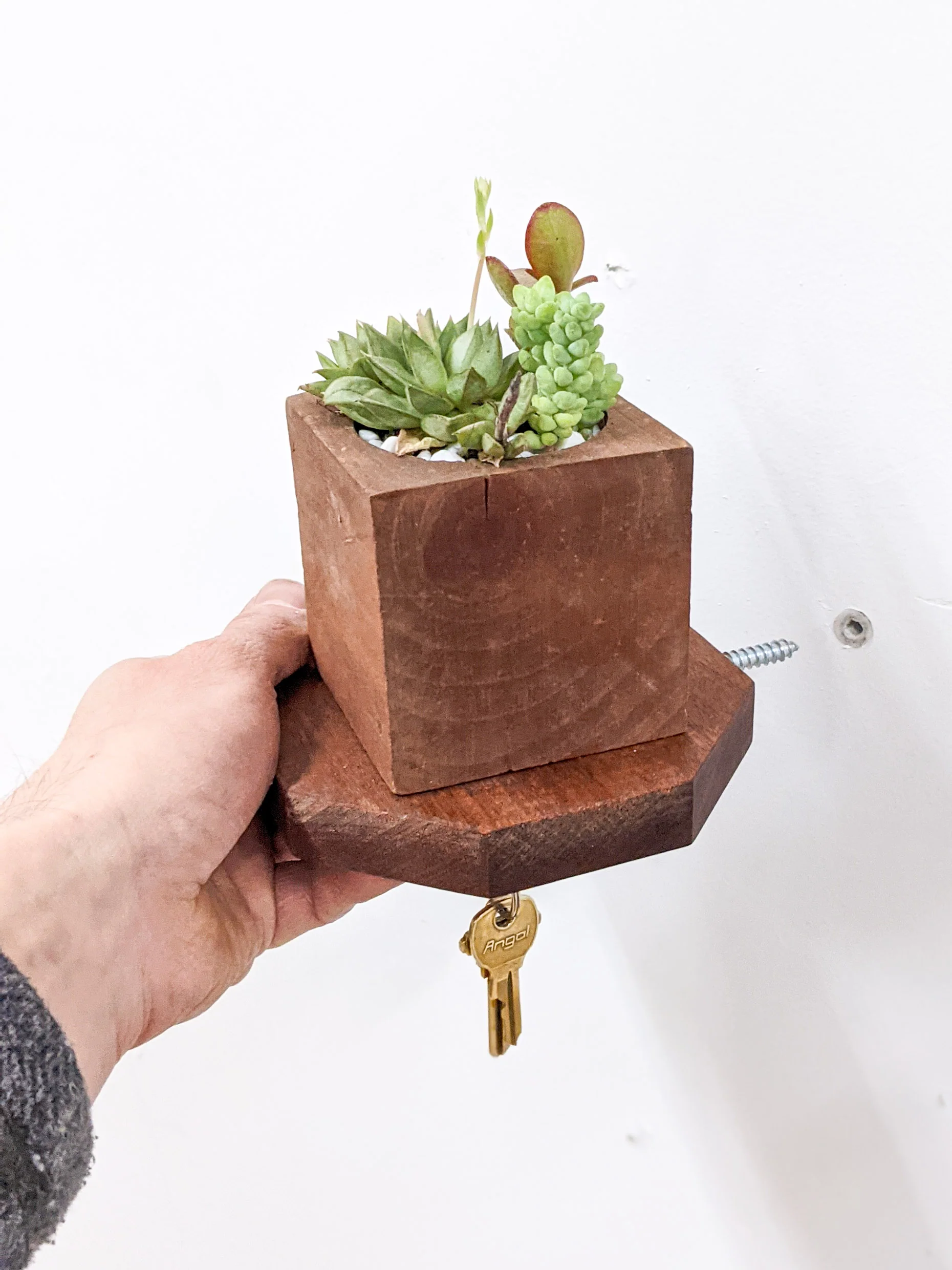 Octagon Shelf with Key Hook in Oak - Image 8