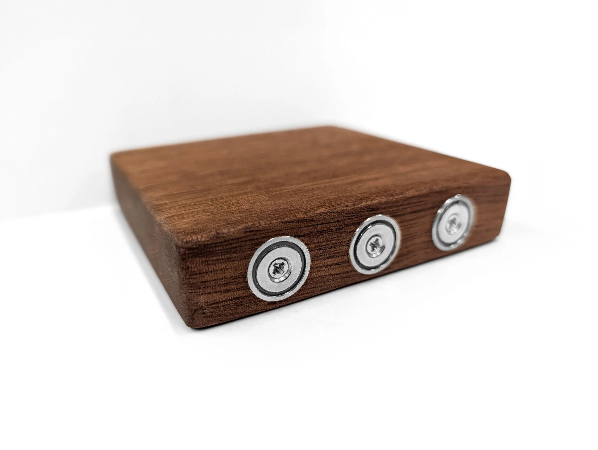 Magnetic Square Shelf in Oak - Image 4