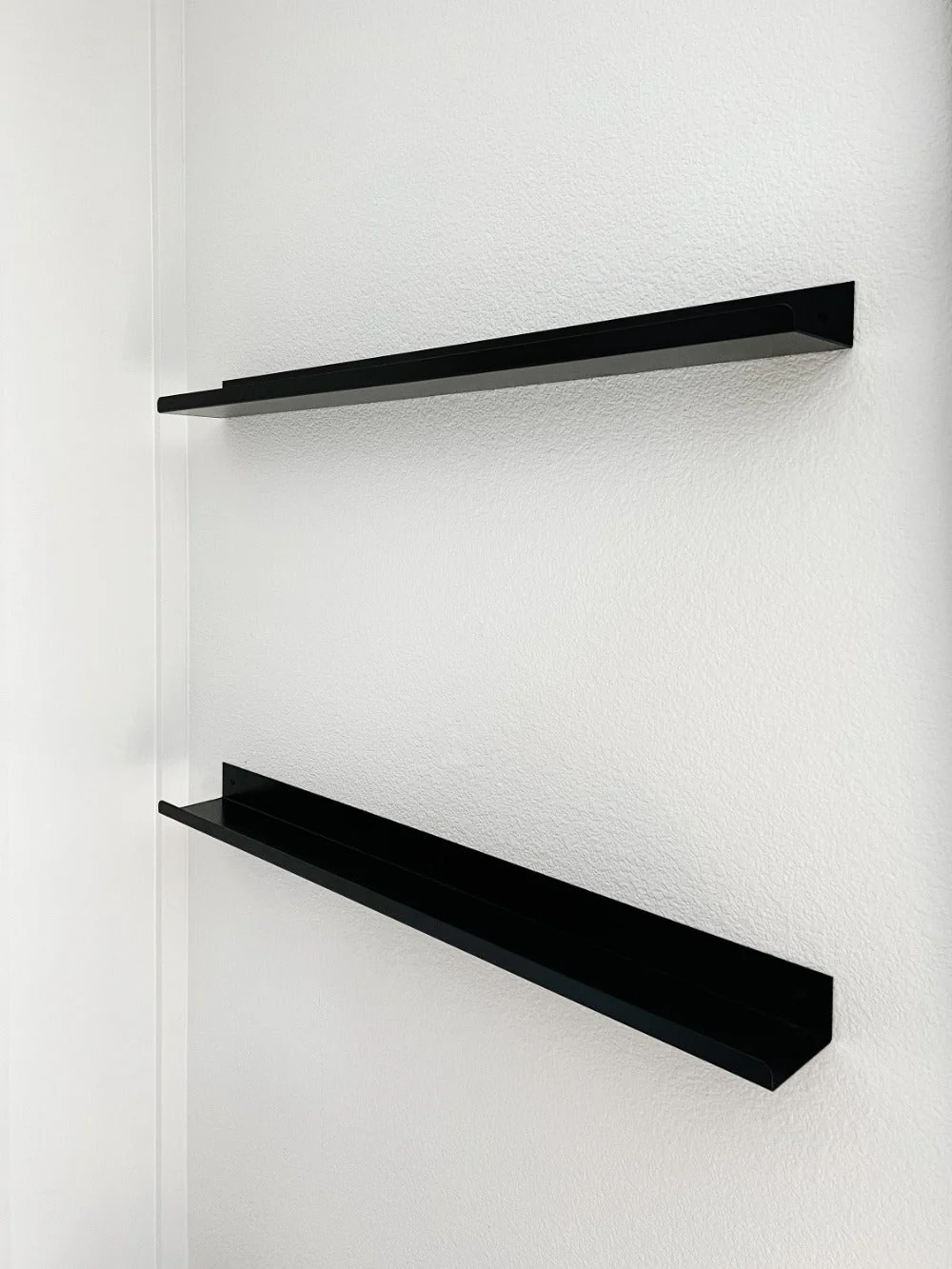 Powder Coated Steel Picture Ledge Shelf - Image 3