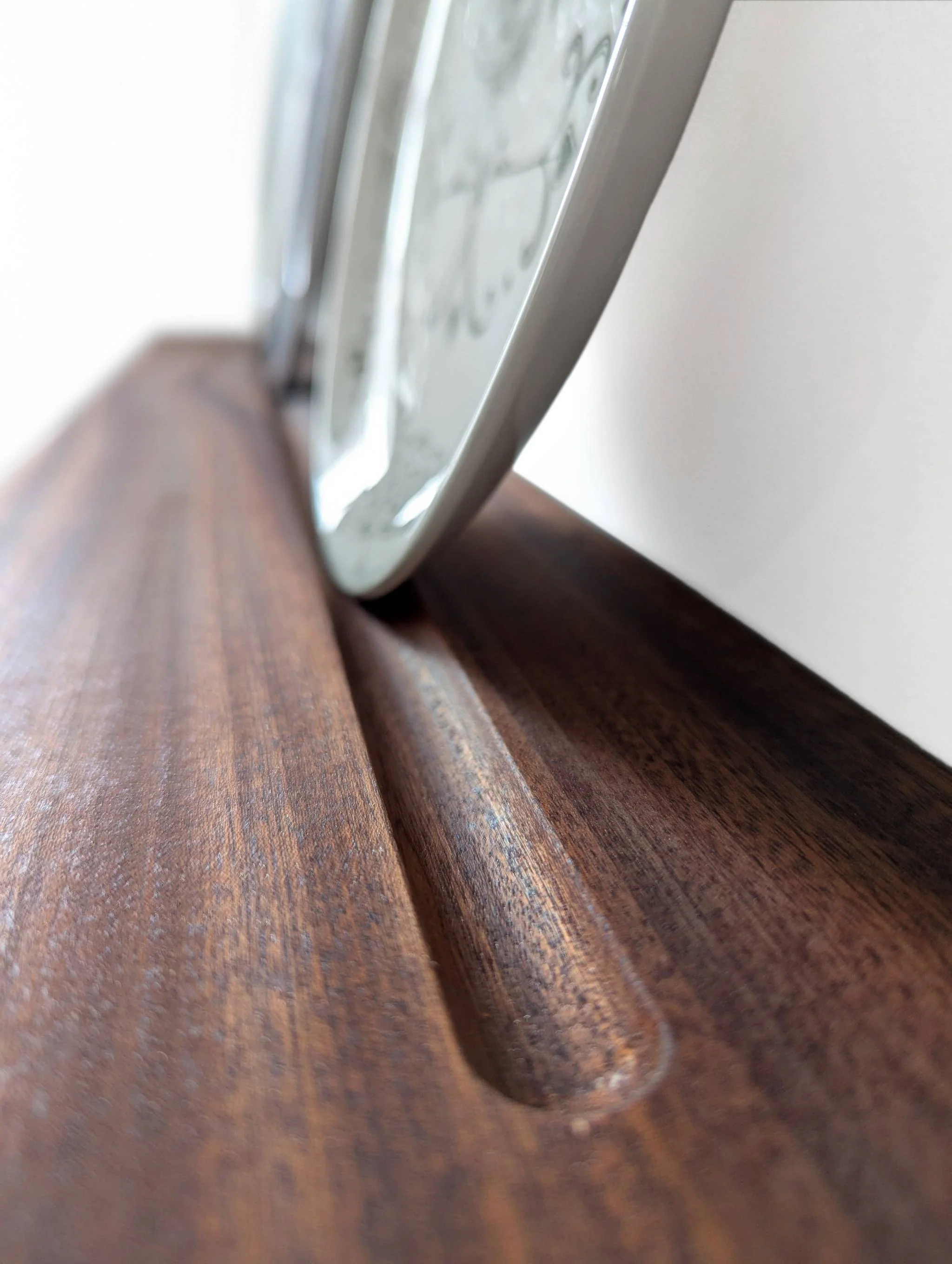 Plate Display Shelf in Oak - Image 9