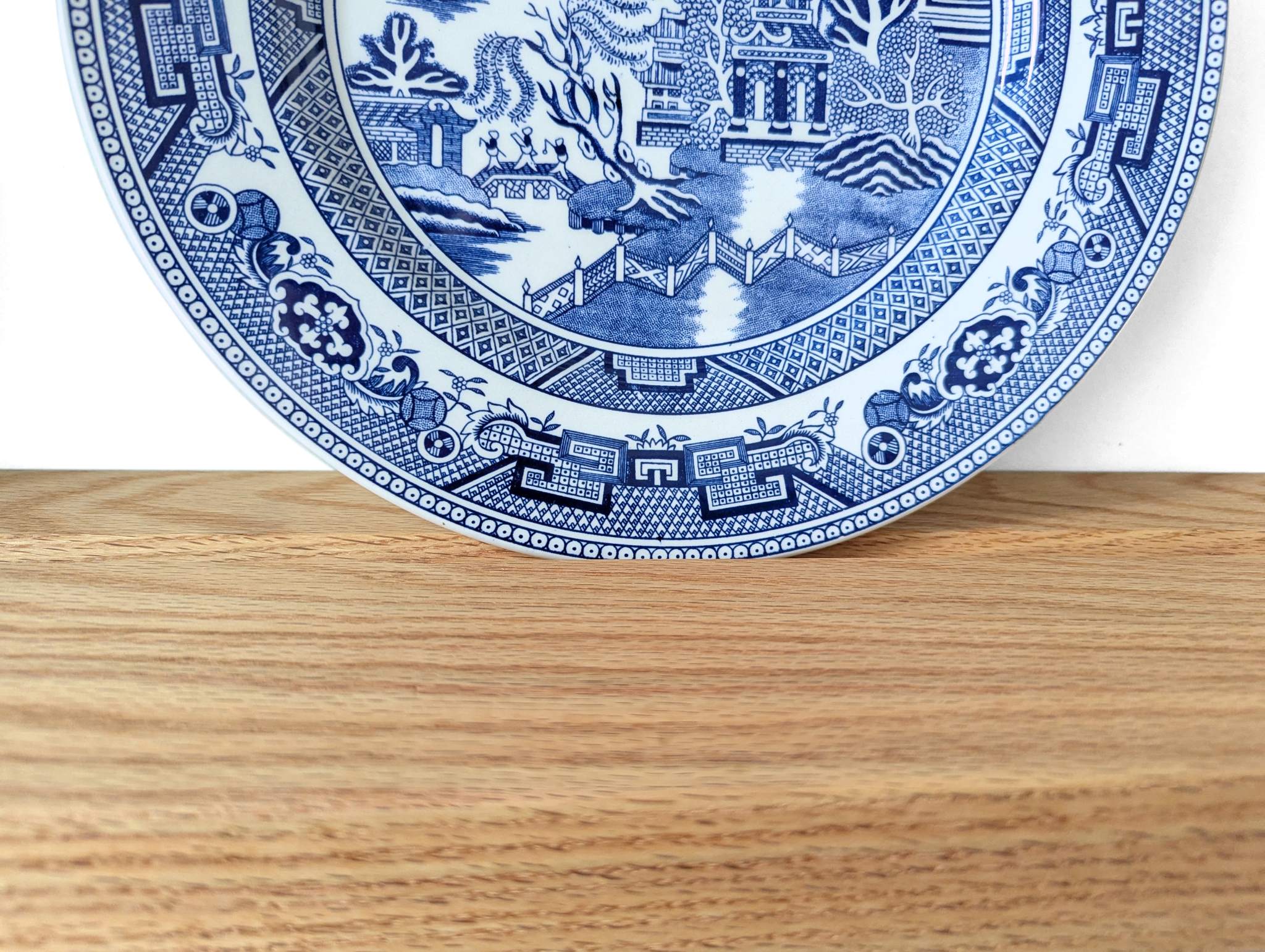 Plate Display Shelf in Oak - Image 4